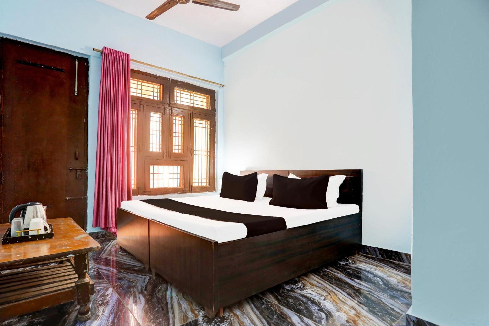 Spot On New Diamond Guest House Rudrapur Экстерьер фото