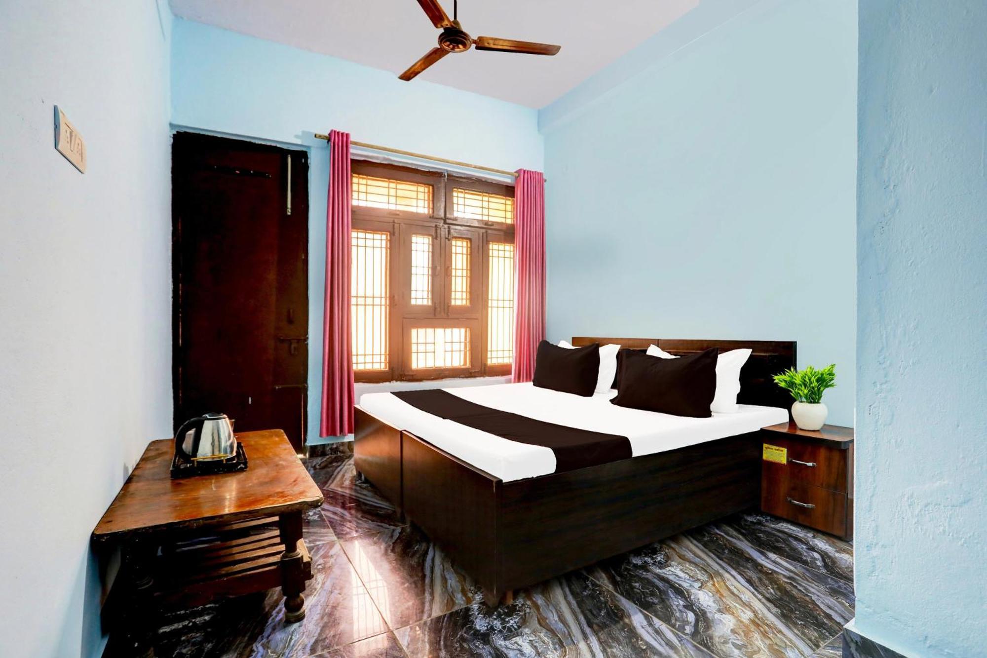 Spot On New Diamond Guest House Rudrapur Экстерьер фото